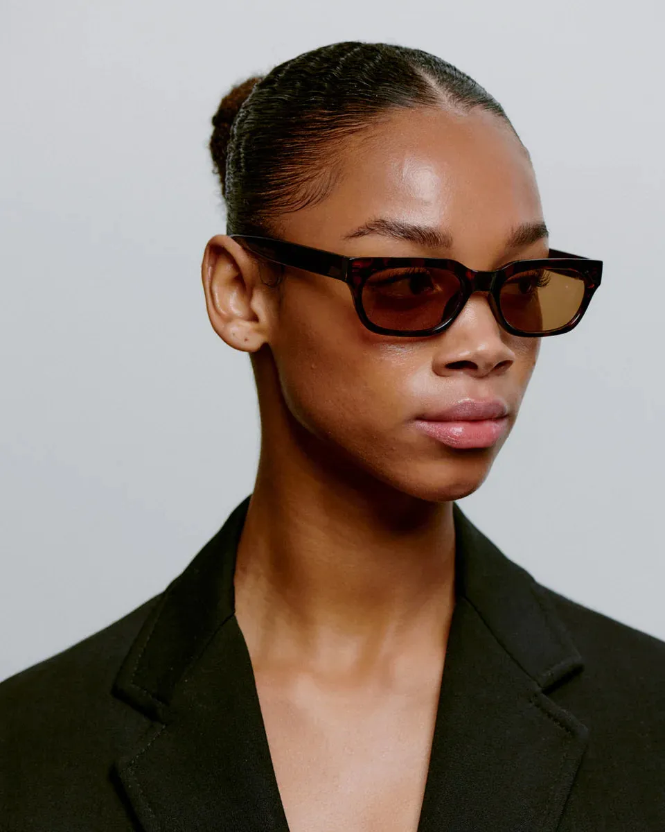 Bror Sunglasses - Demi Tortoise (Light Brown Lens)