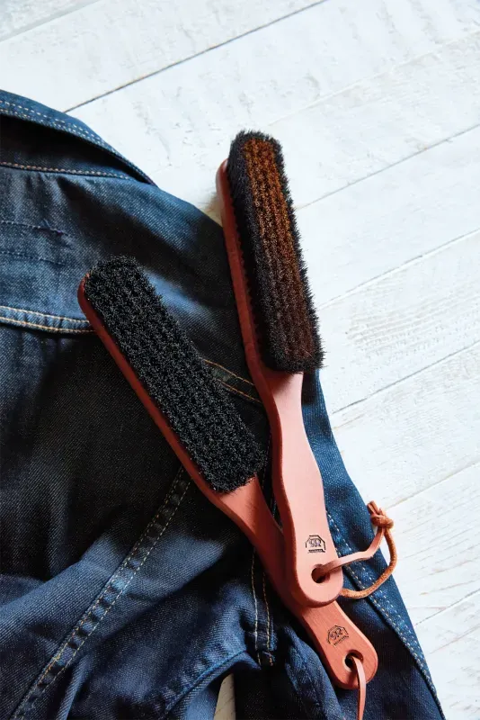 Clothes Brush