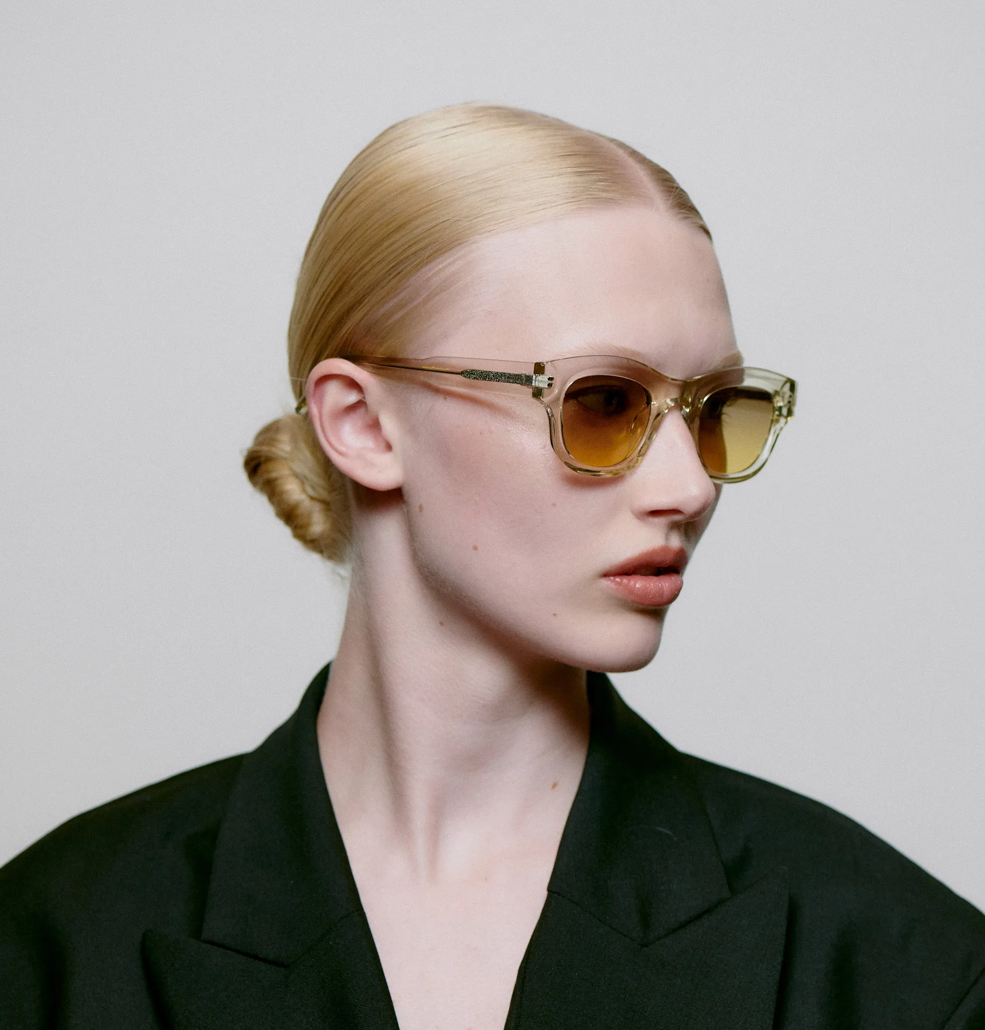 Lane Sunglasses - Ecru Transparent