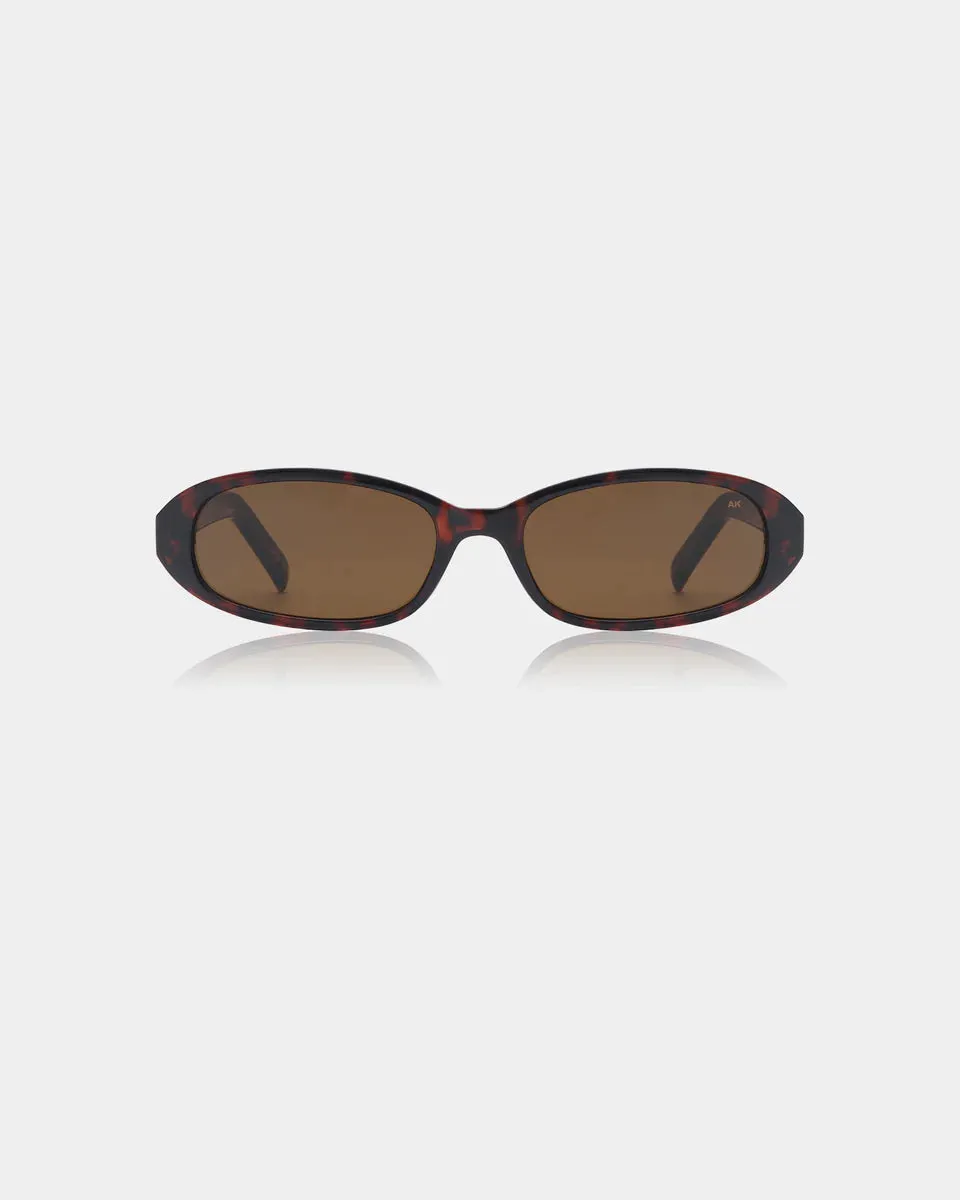 Macy Sunglasses - Demi Tortoise