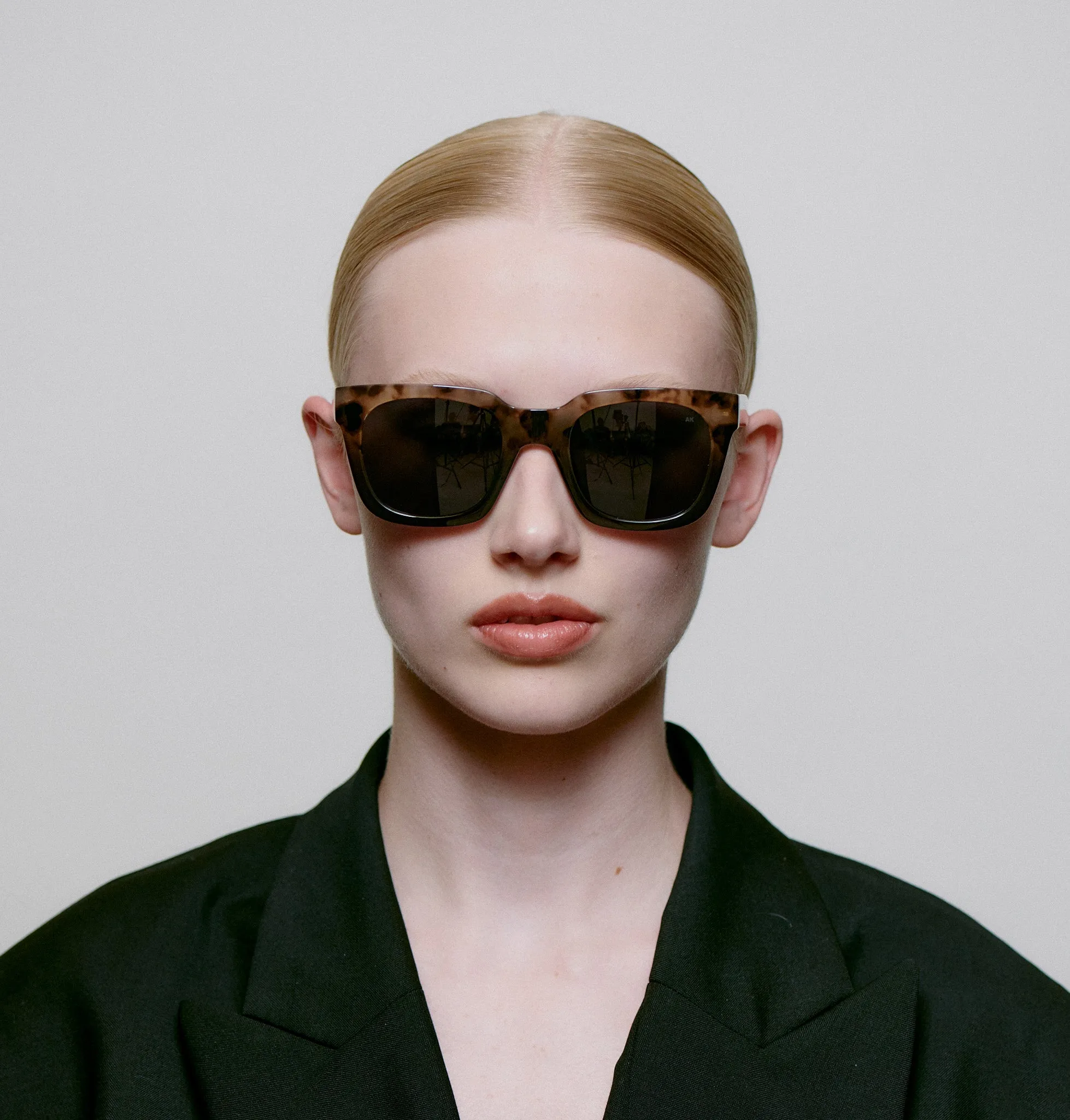 Nancy Sunglasses - Coquina / Grey Transparent
