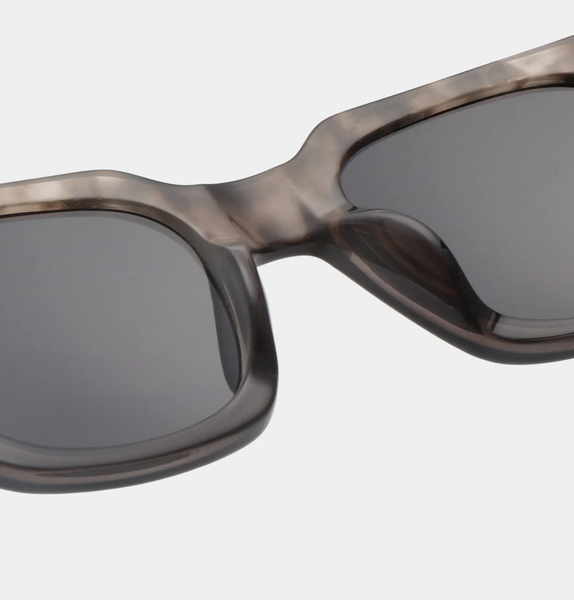 Nancy Sunglasses - Coquina / Grey Transparent