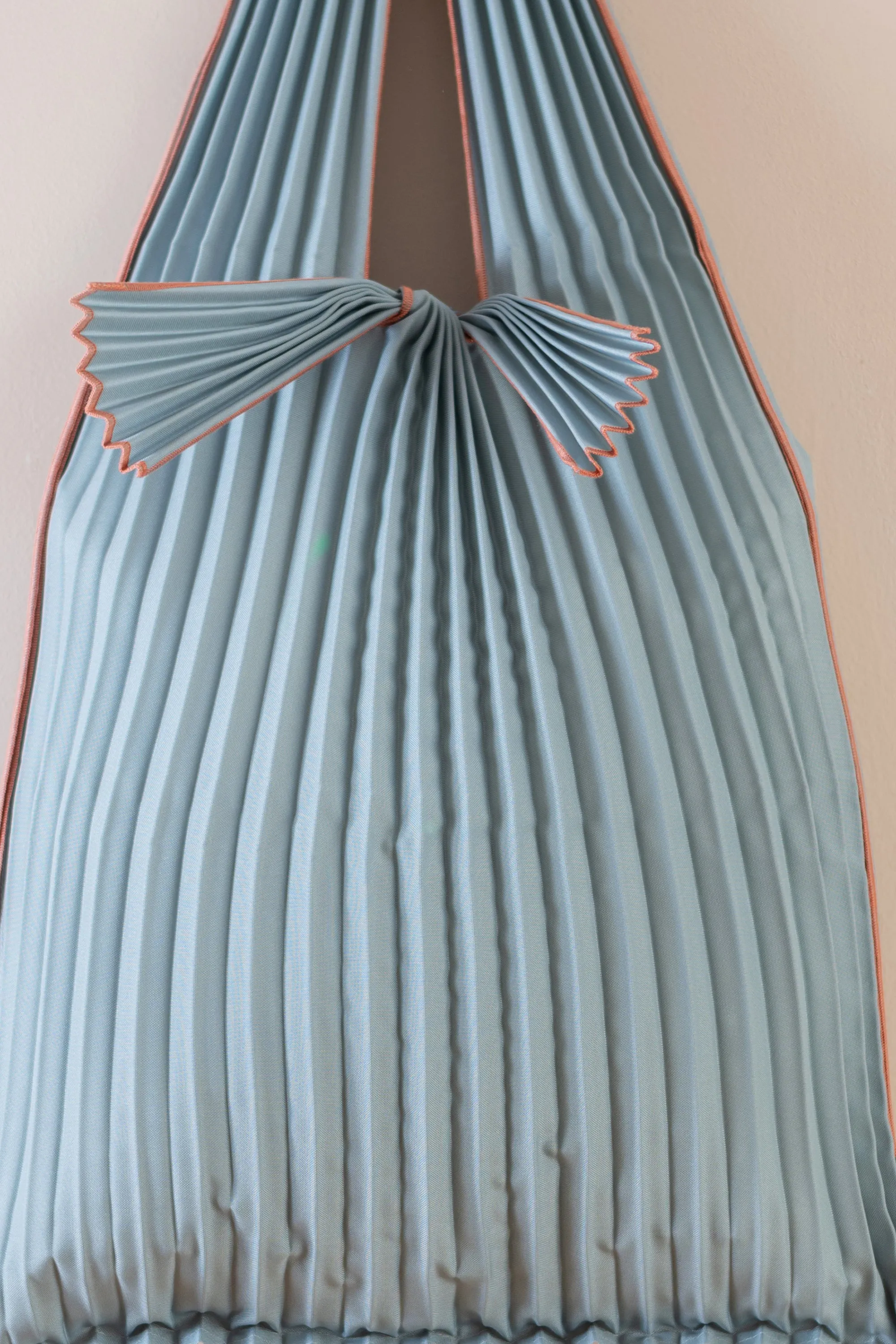 Vertical Pleated Small Tote Bag - Silver