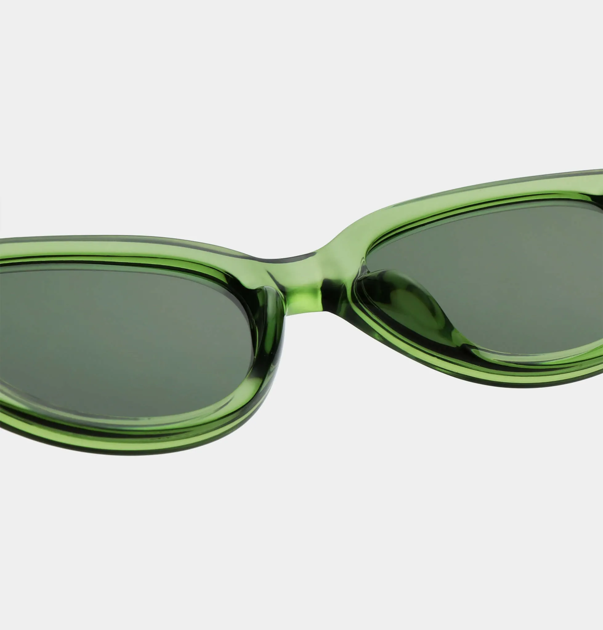 Winnie Sunglasses - Light Olive Transparent